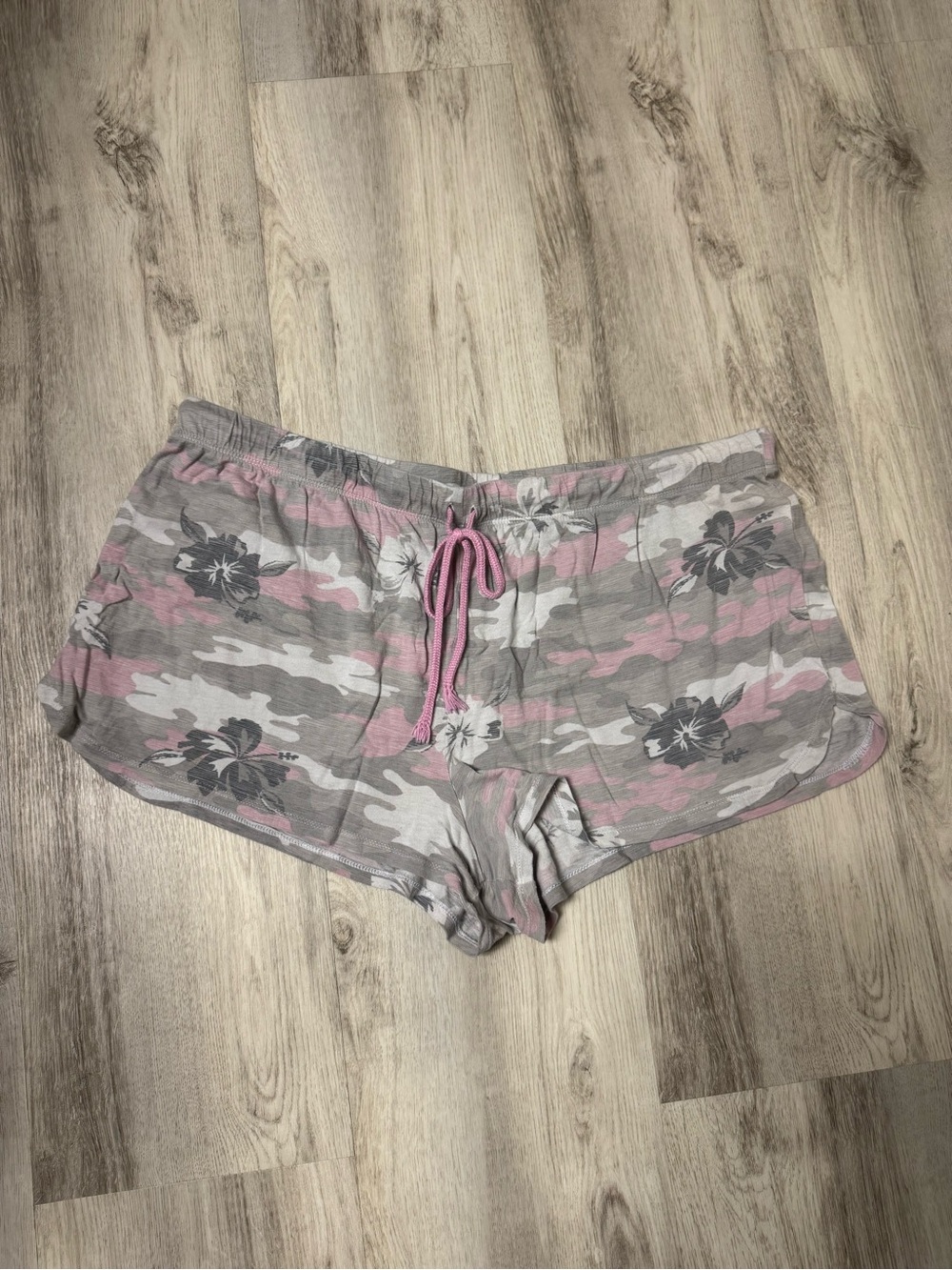 Secret Treasures Pink & Gray Floral Camo Sleep Shorts